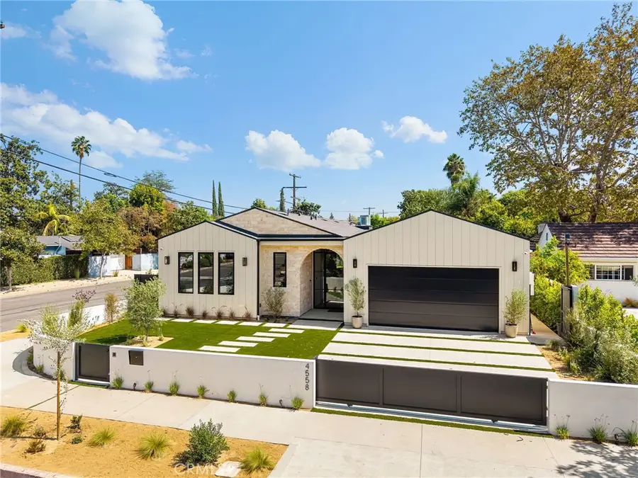 4558 Allott Avenue, Sherman Oaks, CA 91423 - #3