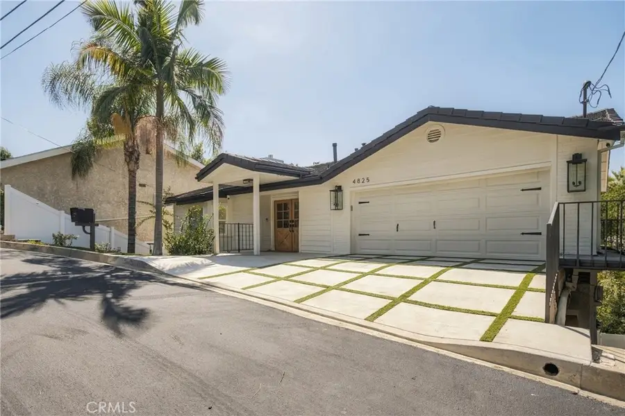 4825 Galendo Street, Woodland Hills, CA 91364 - #2