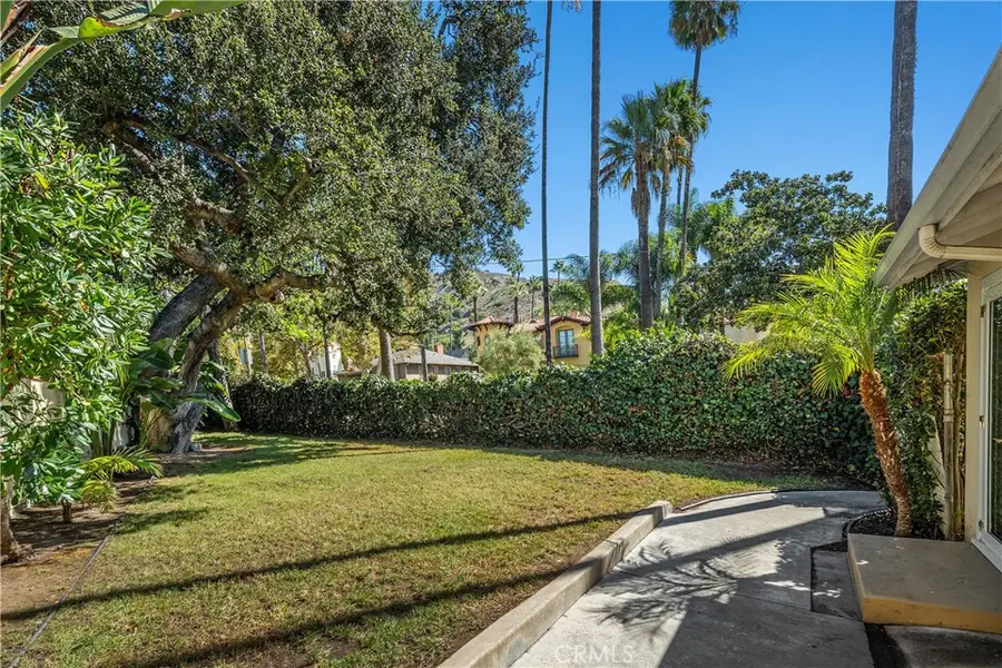 1745 Grandview Avenue, Glendale, CA 91201 - #3