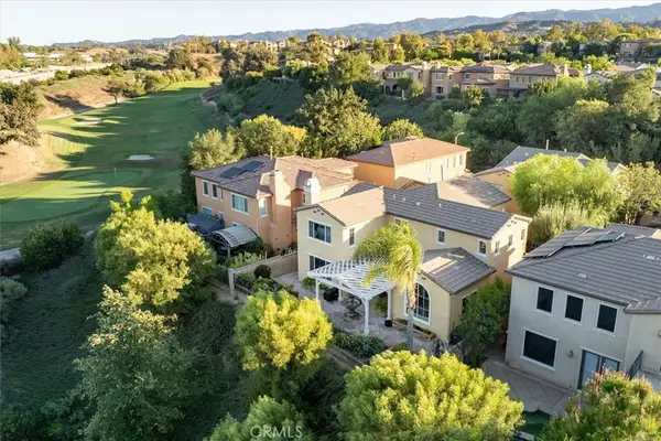25337 Los Arqueros Drive, Valencia, CA 91381