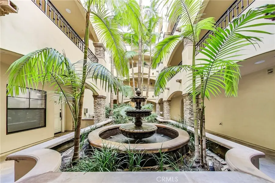12026 Hoffman Street #201, Studio City, CA 91604 - #2
