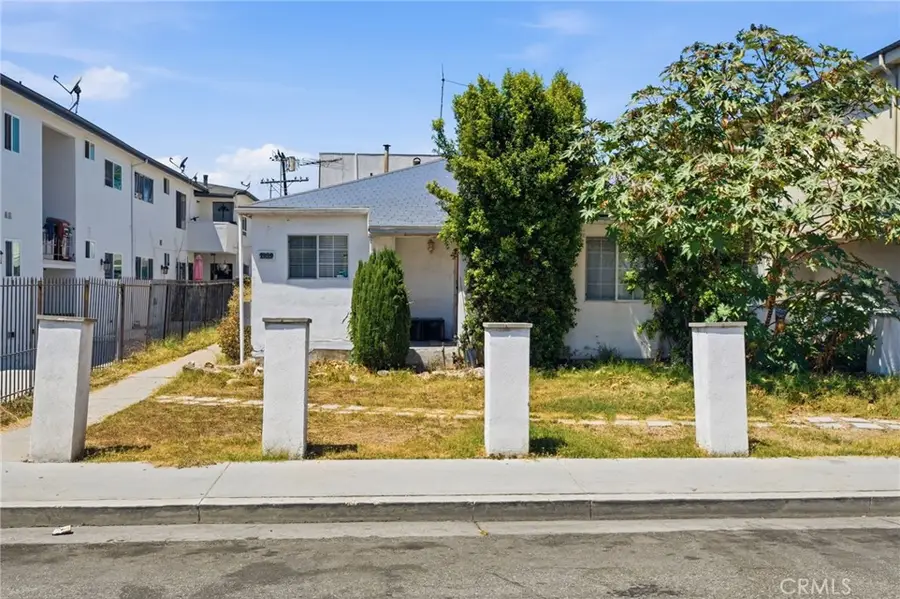 1939 Chariton, Los Angeles, CA 90034 - #2