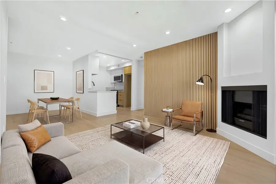 15455 Sherman, Van Nuys, CA 91406 - #2