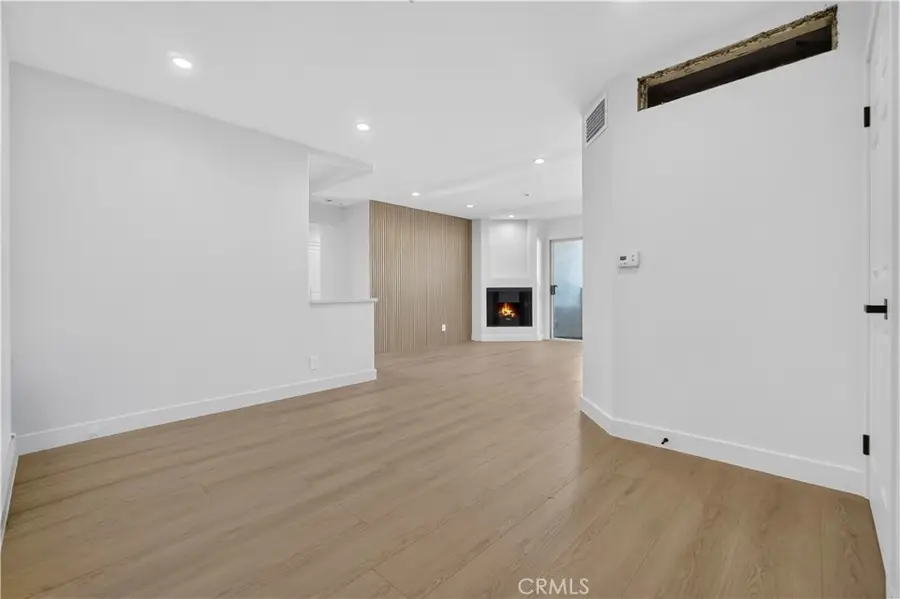 15455 Sherman, Van Nuys, CA 91406 - #3