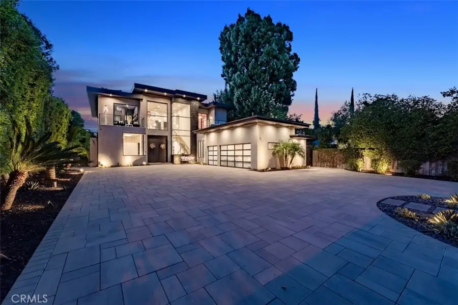 5301 Amestoy Avenue, Encino, CA 91316 - #3