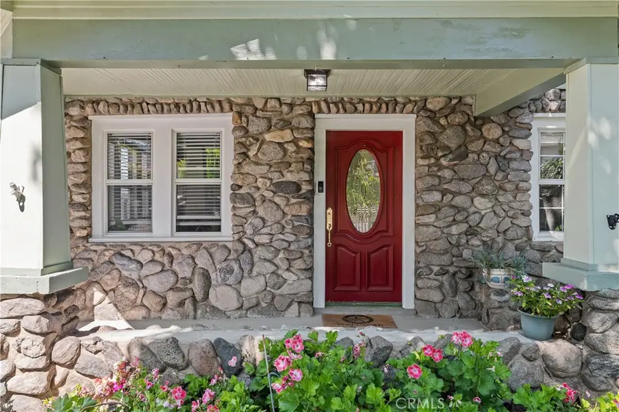 10739 Helendale, Tujunga, CA 91042 - #2