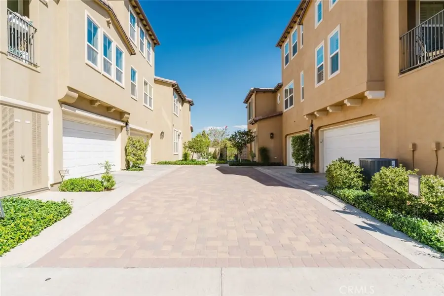 27028 Pebble Beach Drive, Valencia, CA 91381 - #2