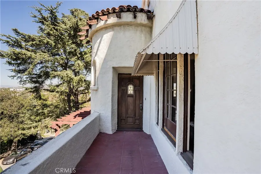 718 East Cypress Street, Glendale, CA 91205 - #2