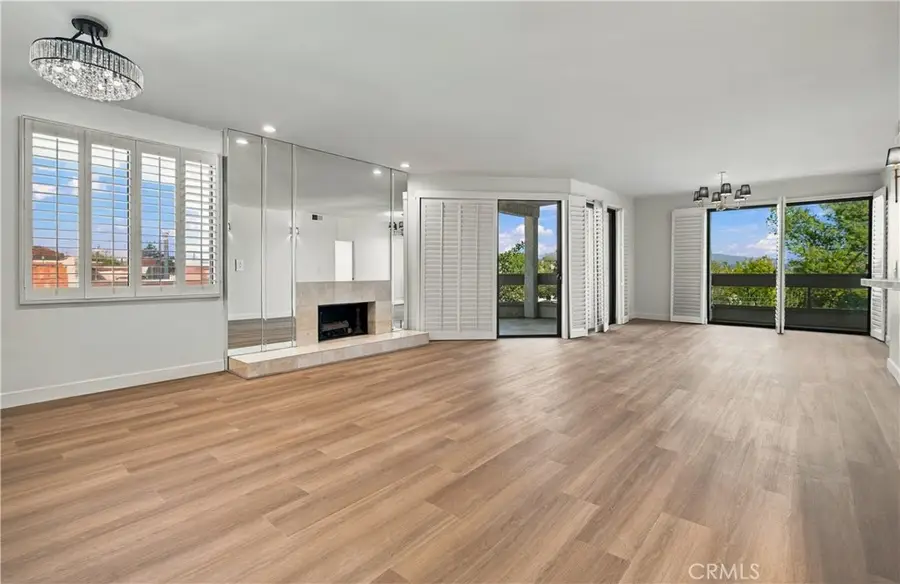 17140 Burbank #207, Encino, CA 91316 - #2