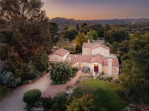 21149 Entrada Road, Topanga, CA 90290