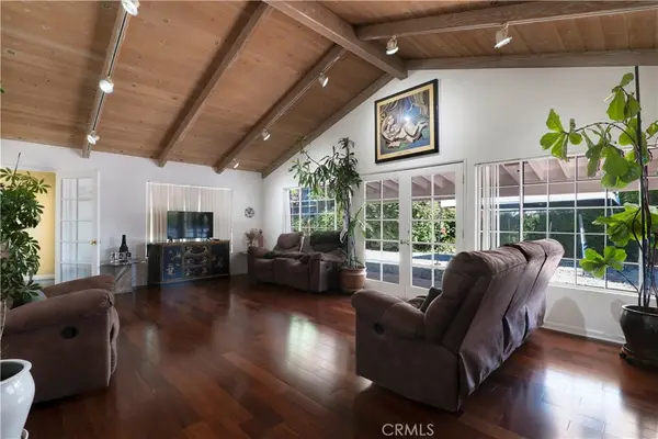 8644 Jellico, Sherwood Forest, CA 91325