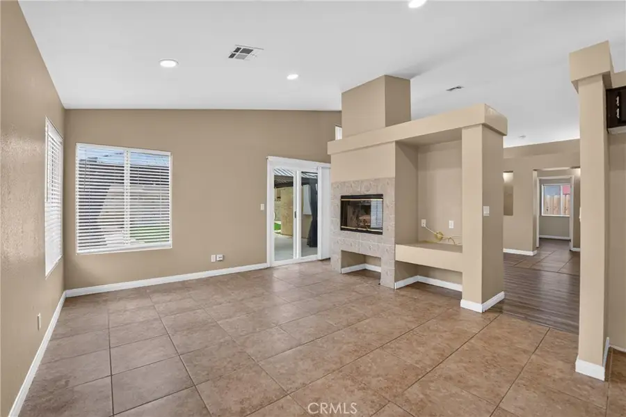 44252 Tahoe Way, Lancaster, CA 93536 - #3
