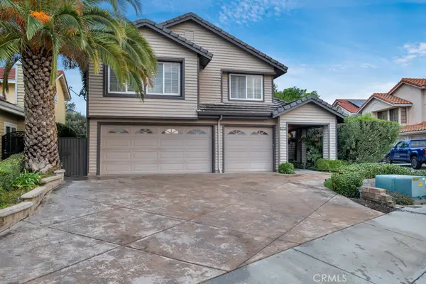 24239 Bella Court, Newhall, CA 91321