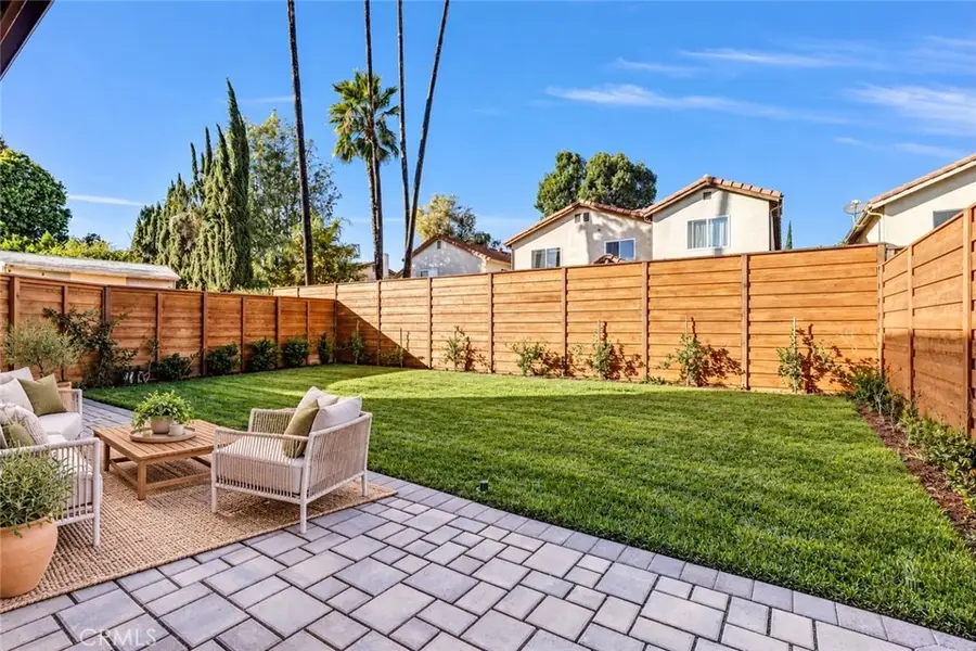 20151 Strathern Street, Winnetka, CA 91306 - #3