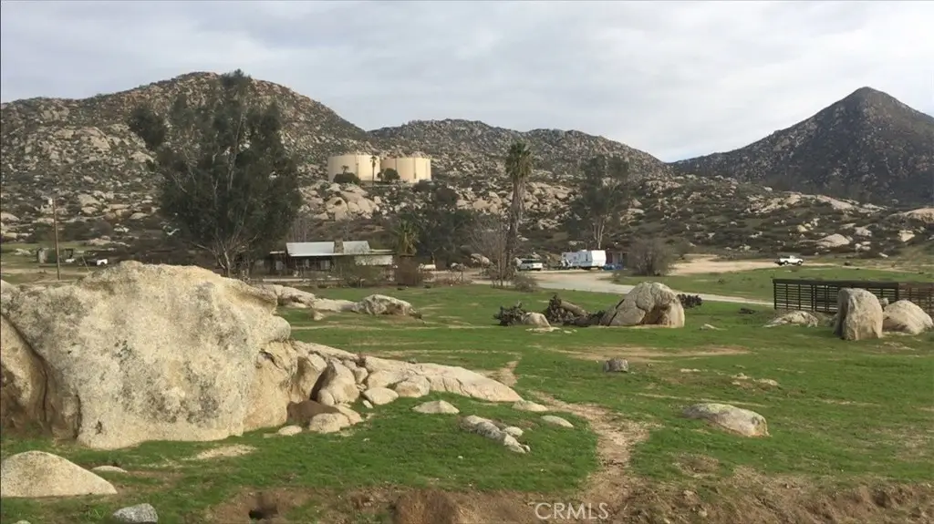 1890 S State Street, Hemet, CA 92543 - Image #1