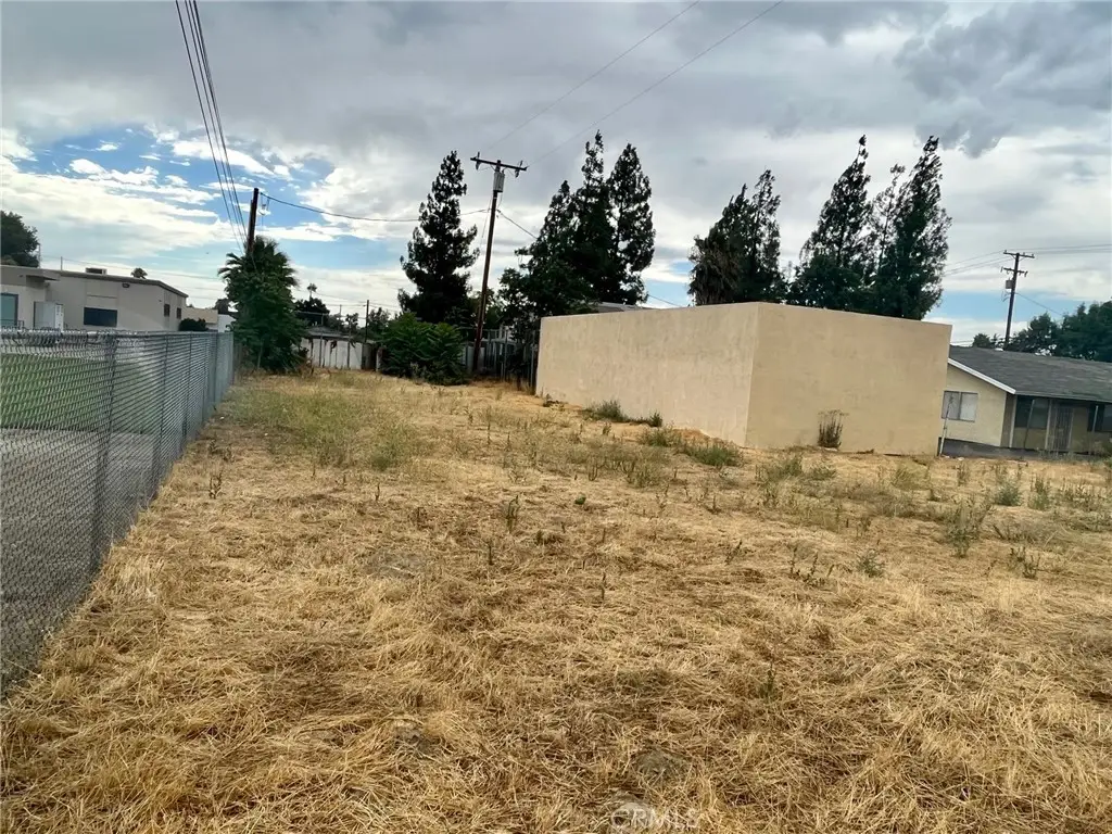 147 N Alessandro Street, Hemet, CA 92543 - #1