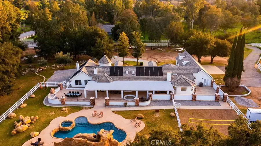 38151 Calle De Lobo, Murrieta, CA 92562 - Image #2