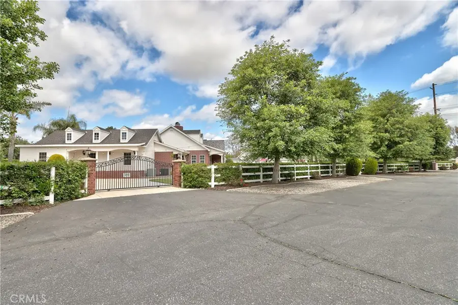 41548 Hutchison Court, Murrieta, CA 92562 - Image #3