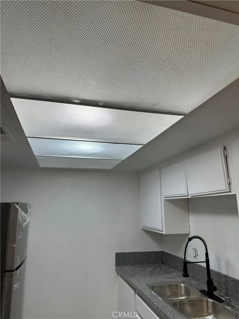 2455 West Acacia Avenue, Hemet, CA 92545 - #3