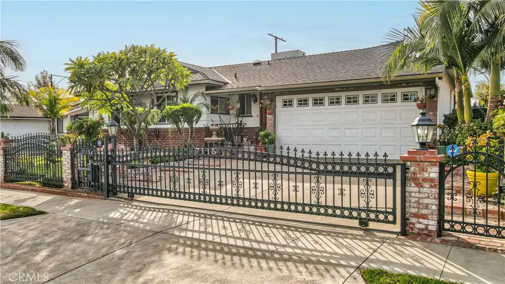 7115 Park Manor Ave, North Hollywood, CA 91605 - Image #1