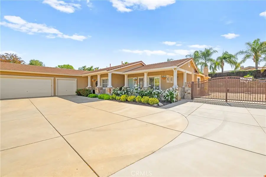 42302 Oregon Trail, Murrieta, CA 92562 - Image #3