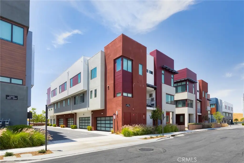 285 Lodestar, Tustin, CA 92782 - #1