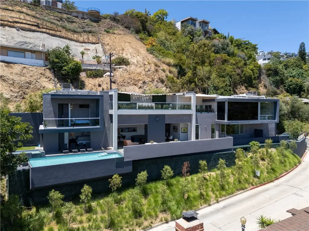 1489 Stebbins Terrace, Los Angeles, CA 90069 - Image #1