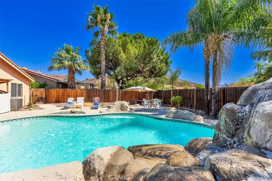 142 N Terra Cotta Road, Lake Elsinore, CA 92530 - Image #2