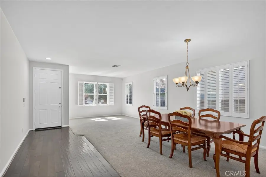 33888 Madrigal Court, Temecula, CA 92592 - Image #3