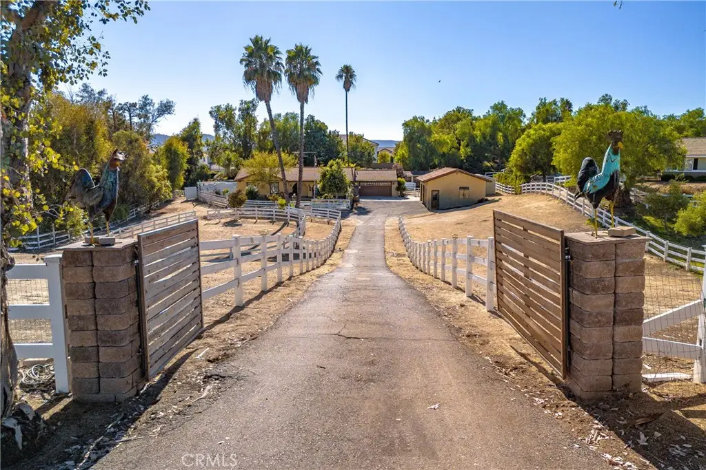 40685 La Colima Road, Temecula, CA 92591 - Image #1