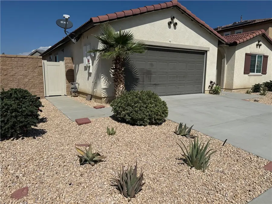 308 Bristolwood Road, Hemet, CA 92543 - #2