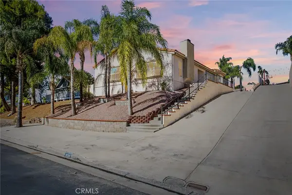 30310 Spray Drive, Canyon Lake, CA 92587