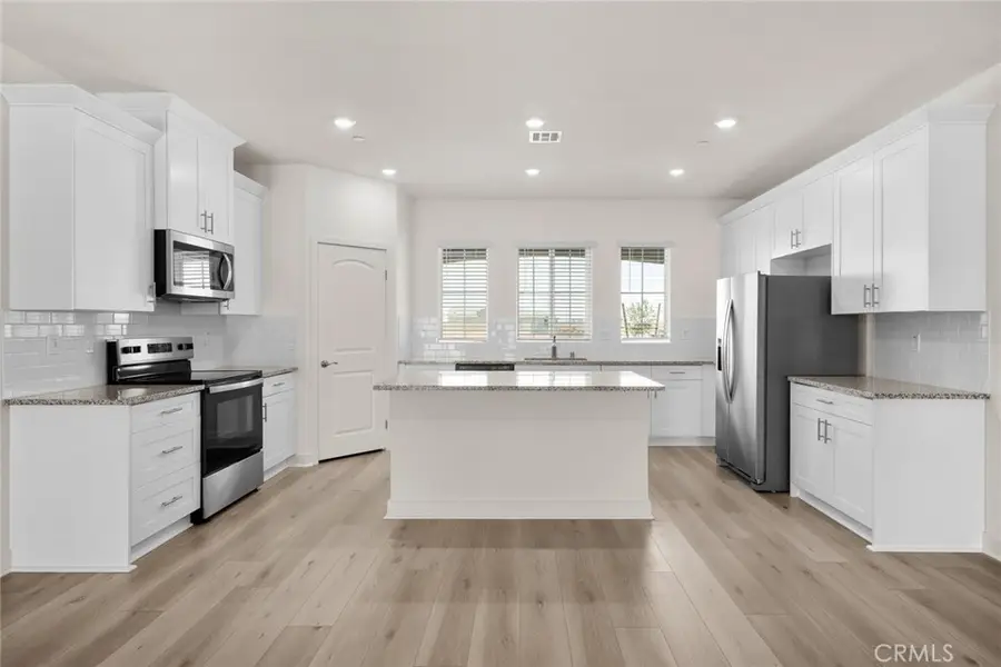 14891 Desert Lily Court, Apple Valley, CA 92307 - #3