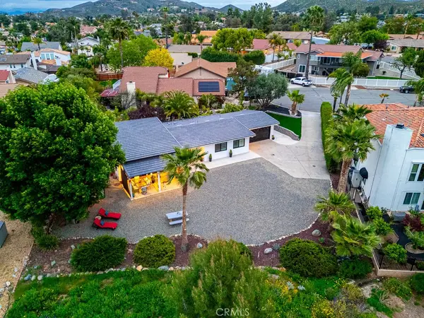 30511 Greenbrook Place, Canyon Lake, CA 92587