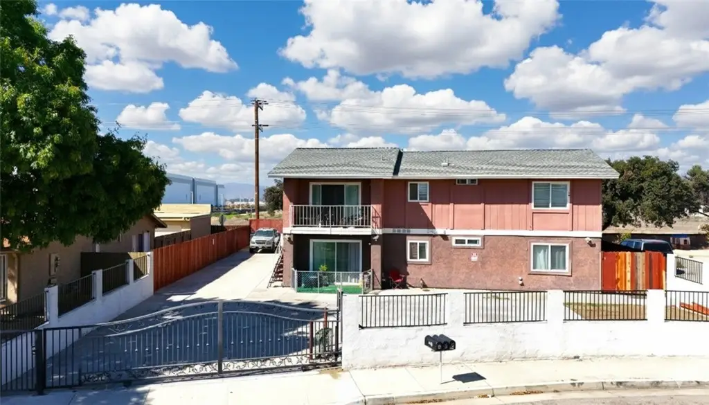 381 Carmel Way, Hemet, CA 92545 - Image #1