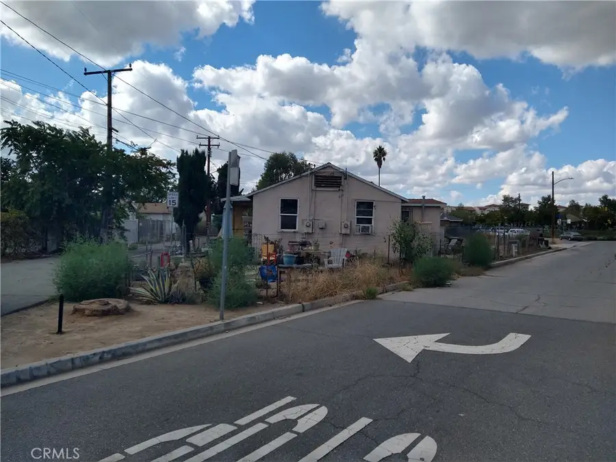 182 184 State Street, Perris, CA 92570 - Image #2