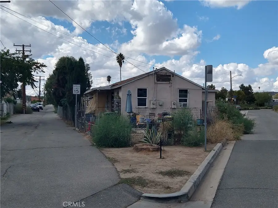 182 184 State Street, Perris, CA 92570 - Image #3