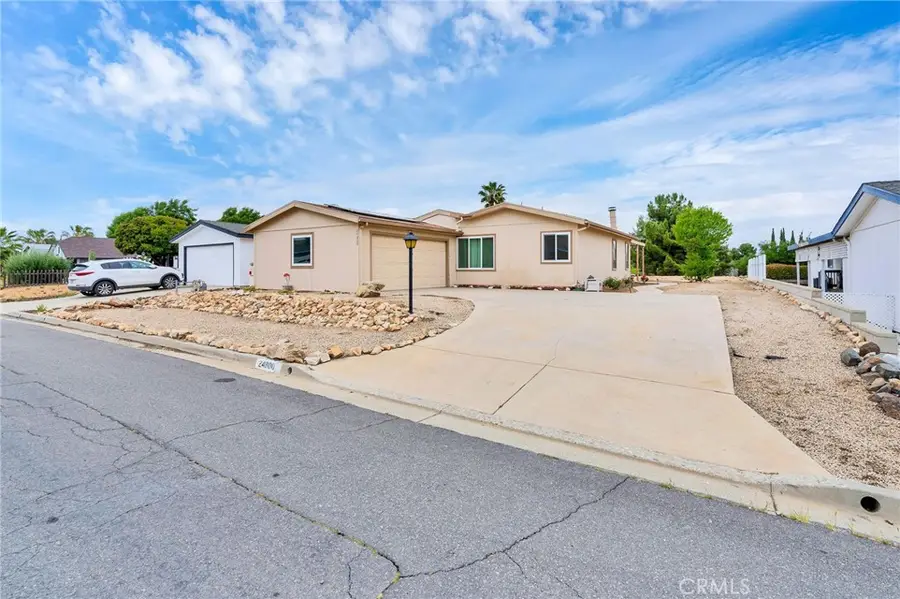 24800 Cornstalk Rd., Wildomar, CA 92595 - #2