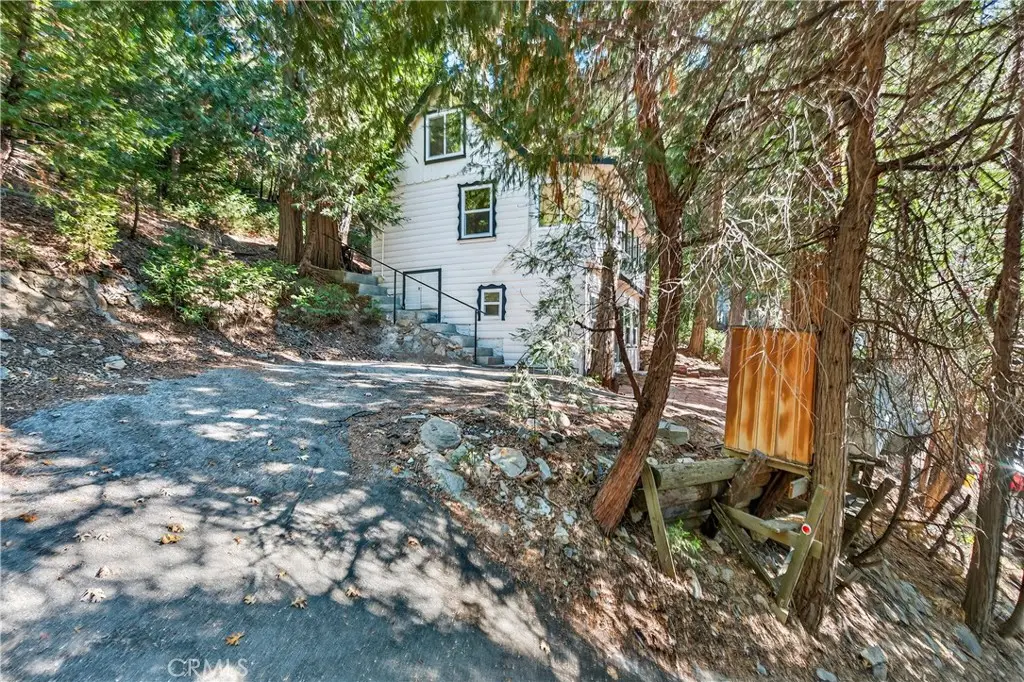 23740 Skyland, Crestline, CA 92325 - #1