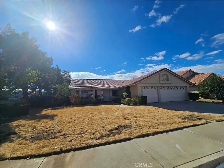 2002 Willowbrook, Palmdale, CA 93551 - #2
