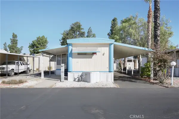 725 W Thornton, Hemet, CA 92543