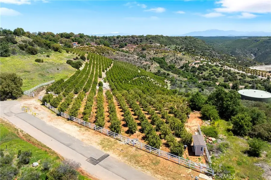 27 Via Escalon, Temecula, CA 92590 - #2