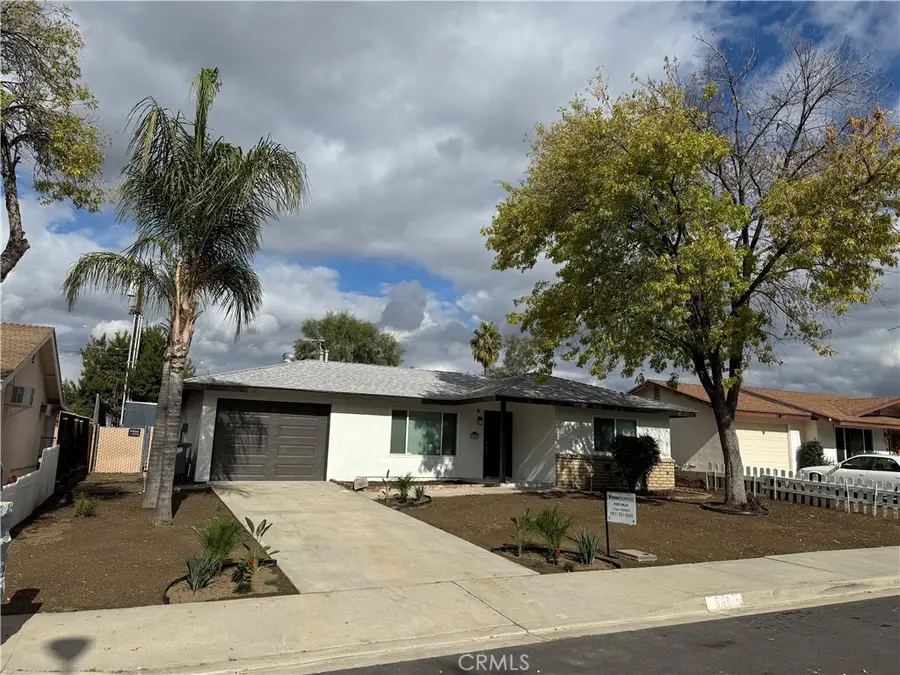 596 Opal Avenue, Hemet, CA 92543 - Image #2