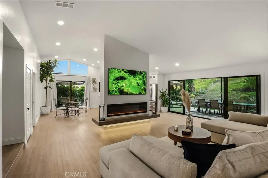 22207 Vacation, Canyon Lake, CA 92587 - Image #2