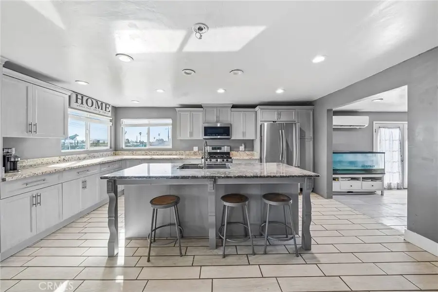 530 Park, Perris, CA 92570 - Image #3