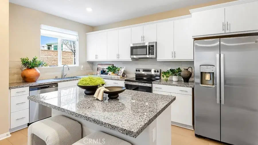 1676 Phantom Lane, Rialto, CA 92376 - Image #2