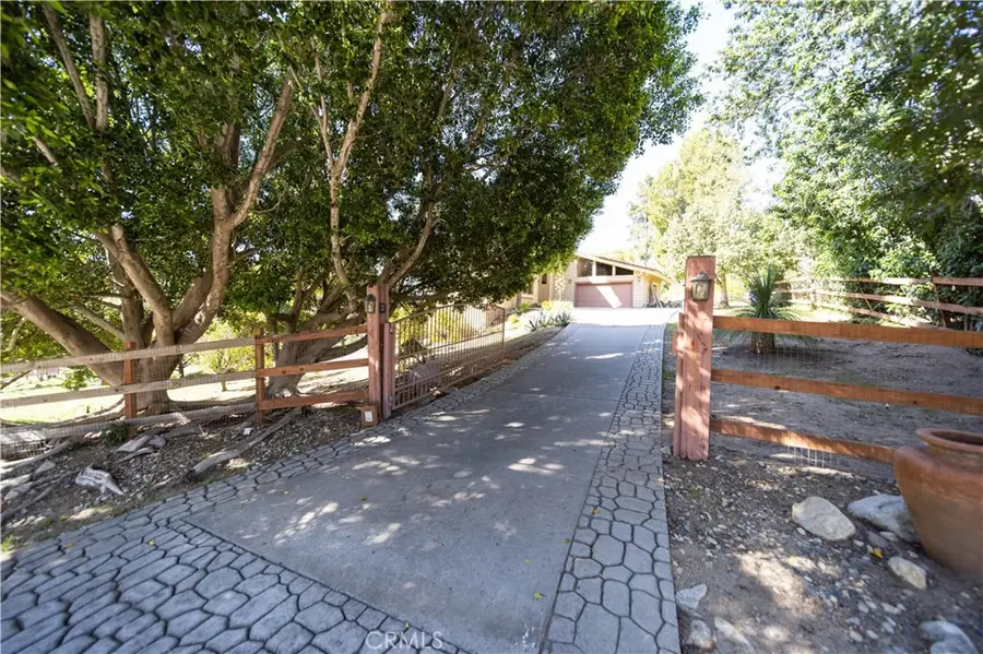 2248 Mil Sorpresas, Fallbrook, CA 92028 - #2