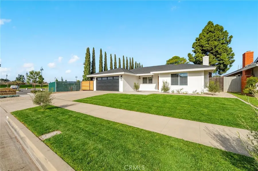 2201 E Oakmont, Orange, CA 92867 - #3