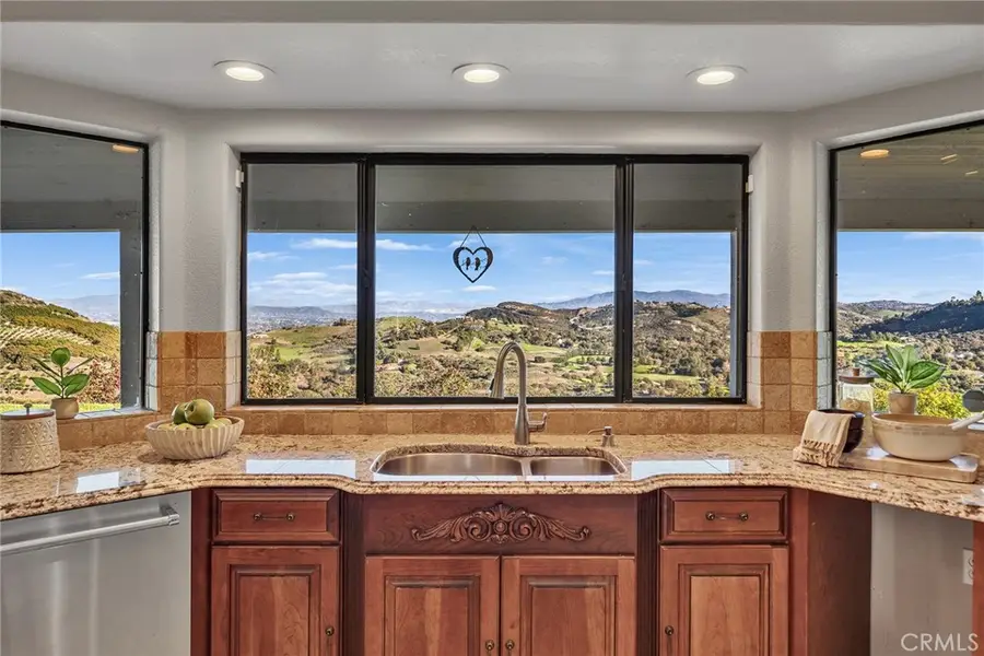 42253 Via Nortada, Temecula, CA 92590 - #3