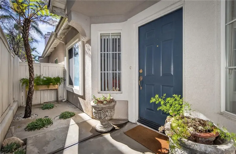 29811 Camden, Murrieta, CA 92563 - Image #2